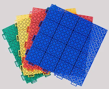 Interlocking floating floor panels that can be combined, waterproof, rainproof, and allow fast drainage